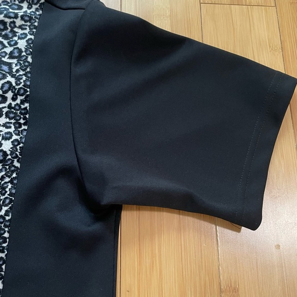 Retro Bowling Shirt Black Animal Print Size Medium Short Sleeve - Picture 4 of 10